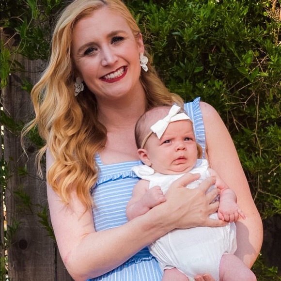 Meet your Posher, Caitlin - Picture 7 of 8